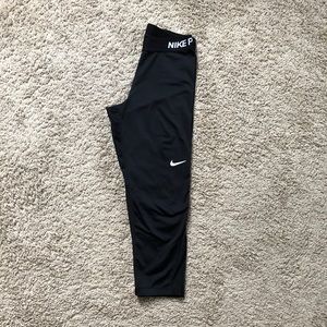 Nike Pro Compression Crops